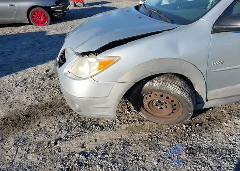 2005 Pontiac Vibe from USA, damaged, VIN 5Y2SL63815Z445290